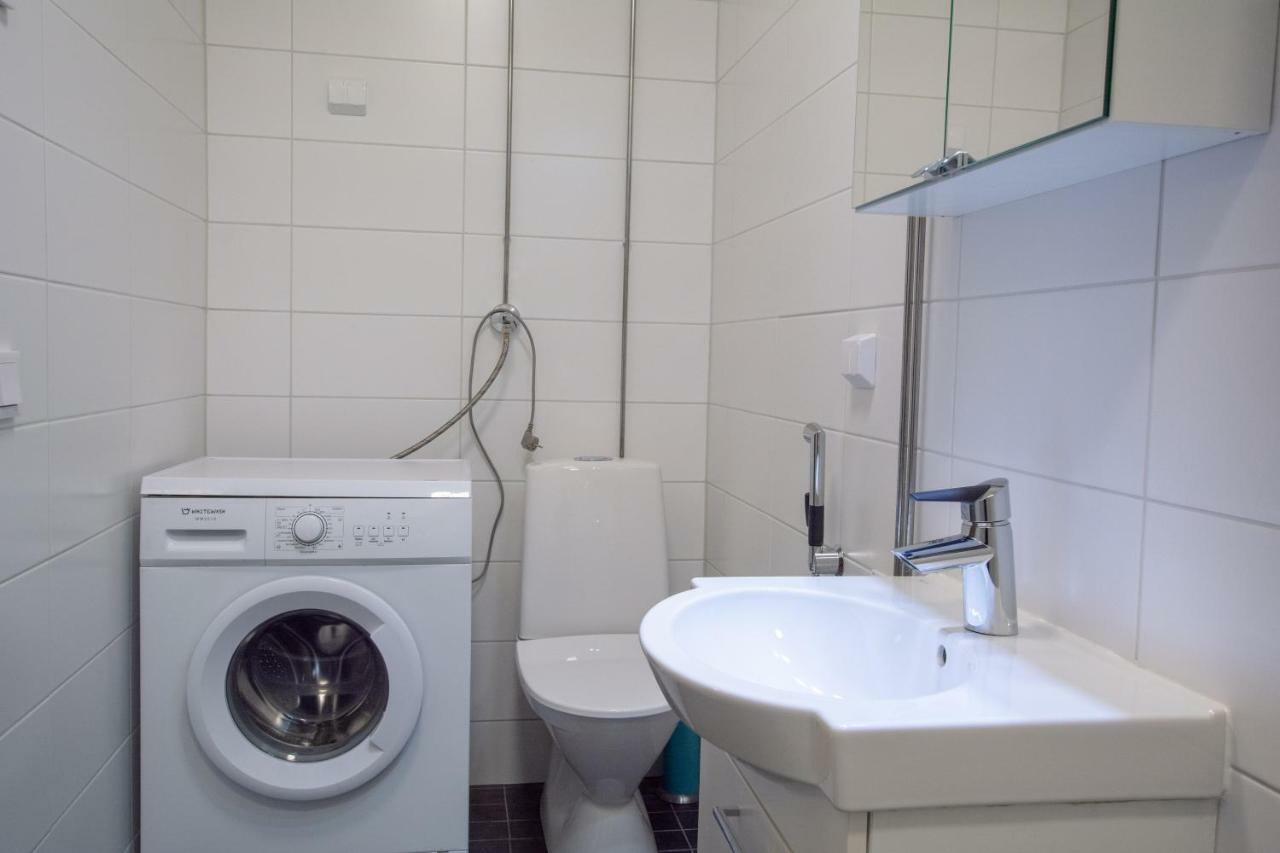 Hostel Buisto Pori Bagian luar foto