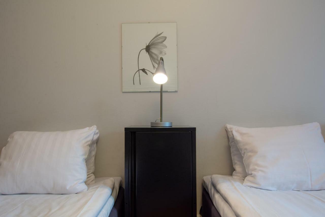 Hostel Buisto Pori Bagian luar foto