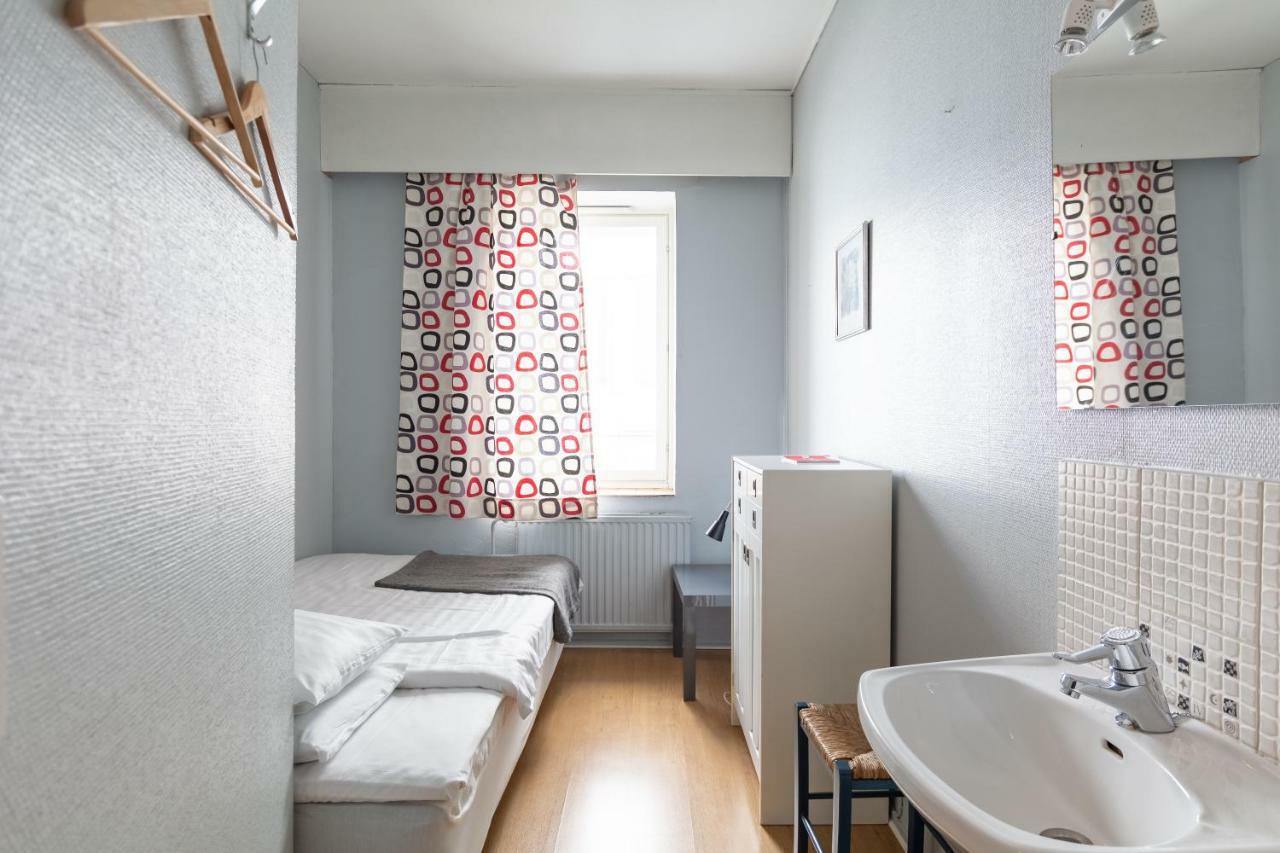 Hostel Buisto Pori Bagian luar foto