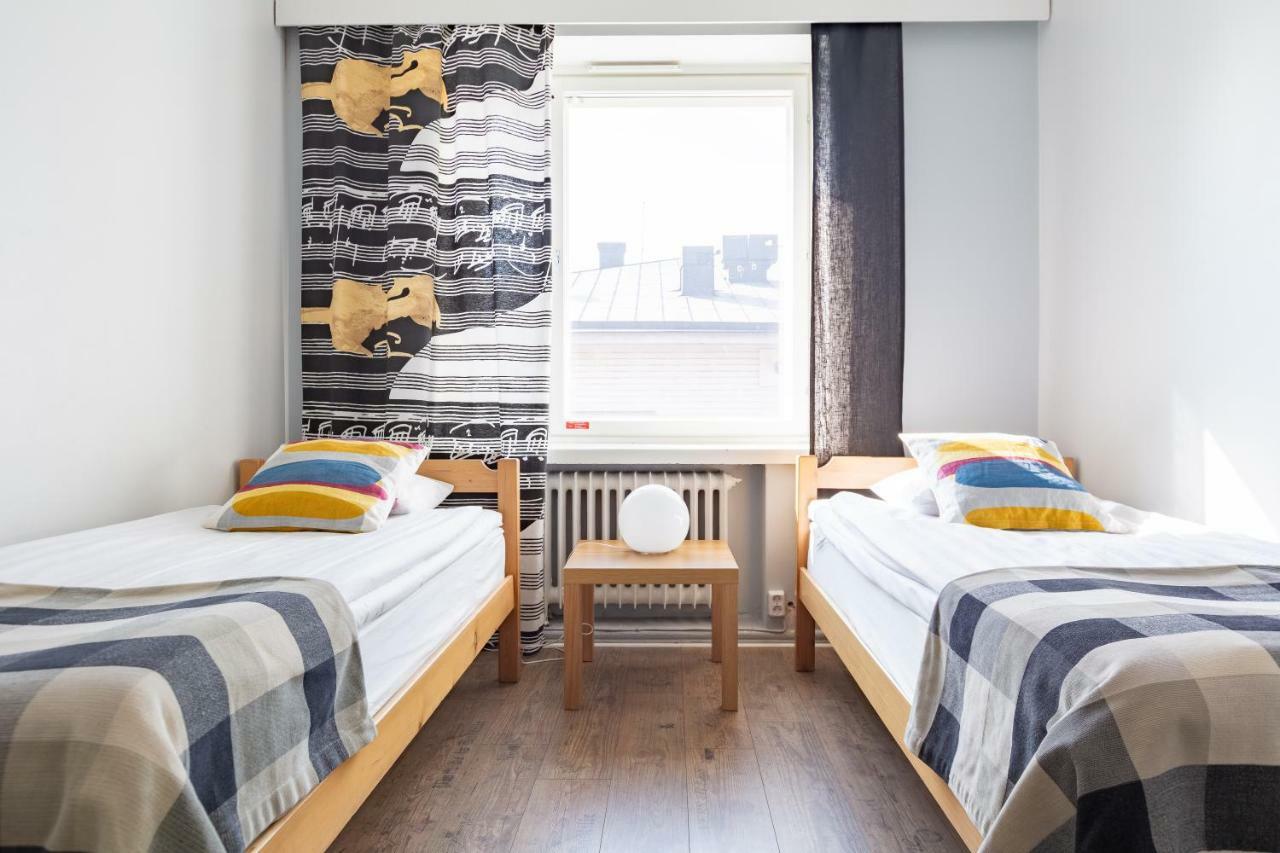 Hostel Buisto Pori Bagian luar foto